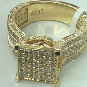 14 k gold diamond ring size 7 item