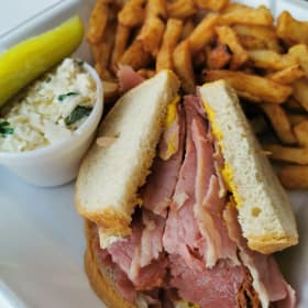 A030 - Chez André - 20$ item