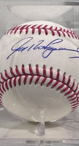 Ivan Rodriquez Autographed Baseball item