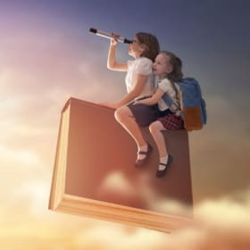 OFFREZ DIX LIVRES À UNE CLASSE DU PRIMAIRE item