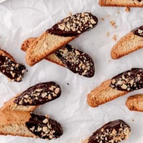 Biscotti noisettes et chocolat noir item