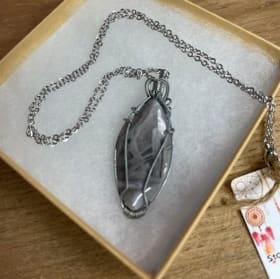 Stonewear by Tracy necklace item