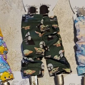 attache mitaines motif mandalorians item