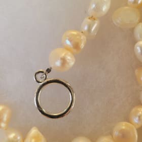 Off White Fresh Water Pearl Necklace item