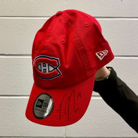 Chandail signé par Nick Suzuki item