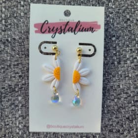 Boucle d'oreille marguerite (valeur 25$) item
