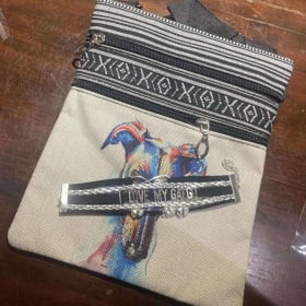 Petit sac bandoulière et bracelet item