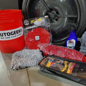 MU CAR CARE BUCKET item