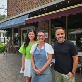 A043 - Lulu part en brioche - 20$ item