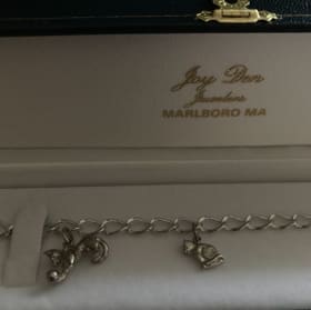Silver cat charm bracelet item