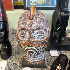 Statue 27 item
