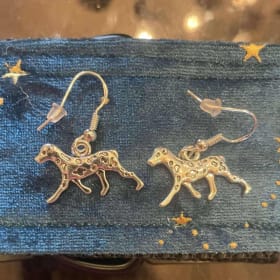 Boucles d'oreilles argentées dalmatiens item