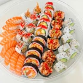 A071 - Plateau de sushi de Luxe item