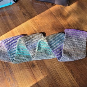 Knitted Pasted Scarf item