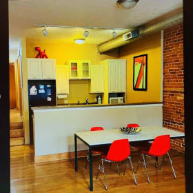 Holland 2-night getaway item