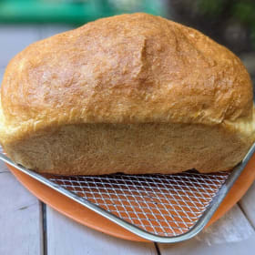 Fresh Made White Sandwich Bread (#4) item