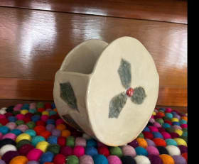 Holiday Vase/Decorative Container item