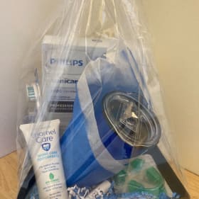 78 - Great smiles Sonicare basket item