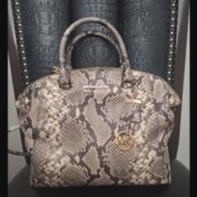 Michael Kors Purse item