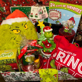 A Grinch Christmas Basket 2 - Presented by the Clarinets item