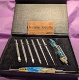 Coffret ensemble à crocheter par Nicolas Plouffe item