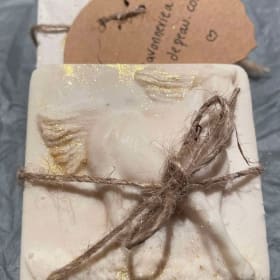 Savon fait à la main Savonnerie à fleur de peau item