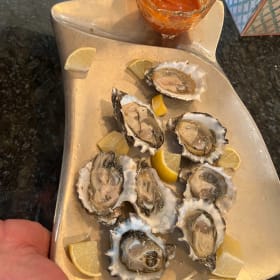 25_Fresh shellfish basket from Steamboat Island item