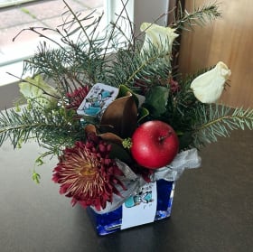 A Seasonal Wreath Making Event for 6. item