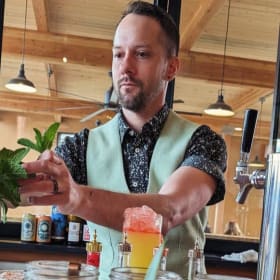 Repeal Day 1920 Cocktails with item