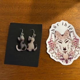 Cat Earrings white mix item