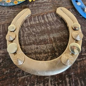 Hand Painted Horse Shoe | Gold item
