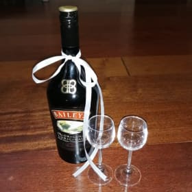 Baileys and 2 Bistro Mini Wine and Champagne Glasses item