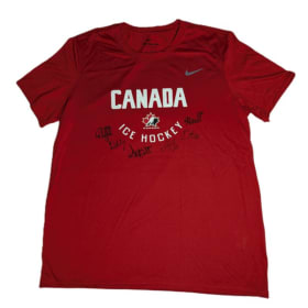 9.	T-shirt Team Canada Yt L signé item