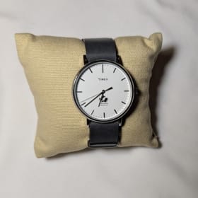 34.	Montre Team Canada item