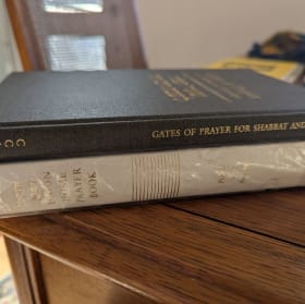 Books - Gates of Prayer item