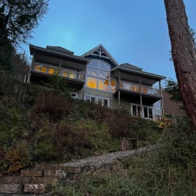 4 day getaway to Salt Spring Island item