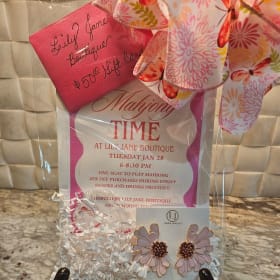 Lily Jane Mahjong Gift Basket item
