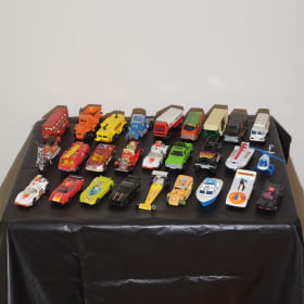 Vintage Matchbox Lesney England 48 Carry Case (+ 27 cars) item