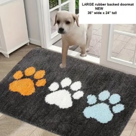 Large Pawprint doormat item