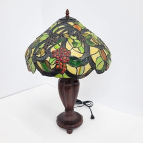 Tiffany Style Lamp item