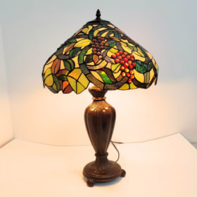 Tiffany Style Lamp item