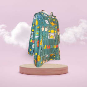 KIDS (7-12 YEARS) GREEN HOODIE BLANKET item