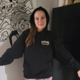 Hoodie de haute qualité avec logo brodé - XLarge item