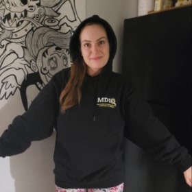 Hoodie de haute qualité avec logo brodé - Medium item
