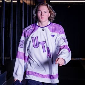 Logan Cooley Signed Jersey item