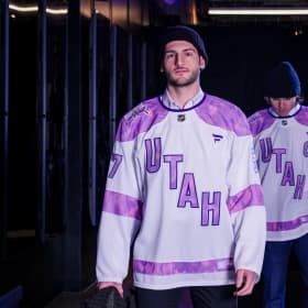 Nick DeSimone Signed Jersey item