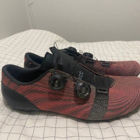 Rapha Pro Team cycling shoes size 43 - gently used item