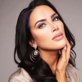 Eyebrite and HydraFacial package item