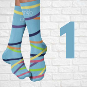 Une (1) paire de bas #abaslesta item