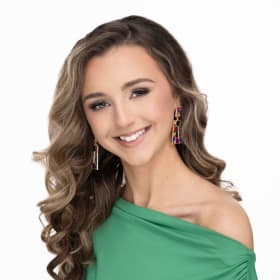 Savannah Bassett item